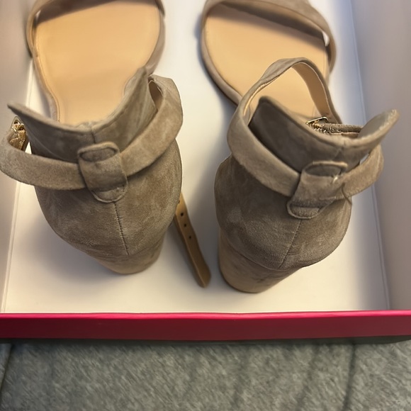 Vince Camuto Suede Heel - Picture 5 of 16